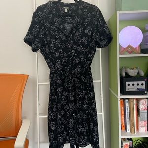 50s silhouette line art black shirt dress